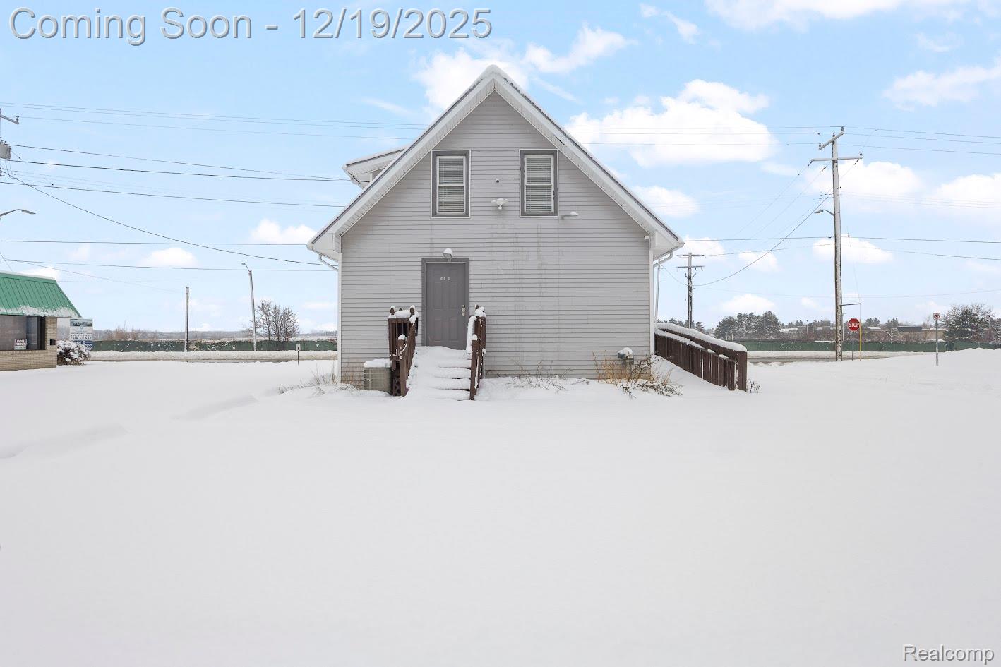 509 Elizabeth Lake Road