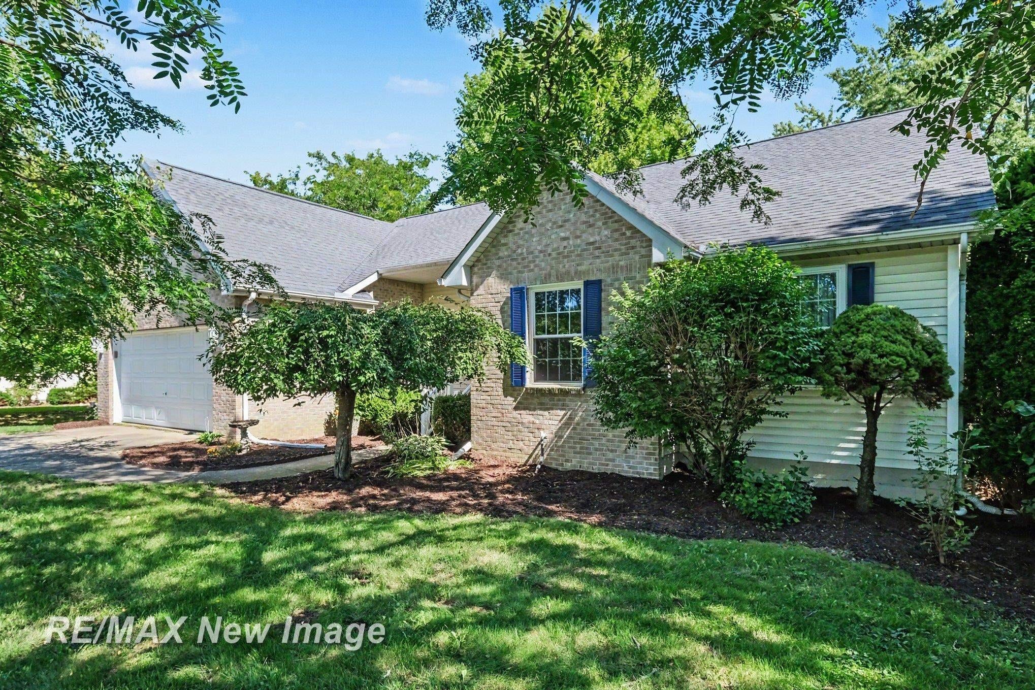 4439 W Edge Way