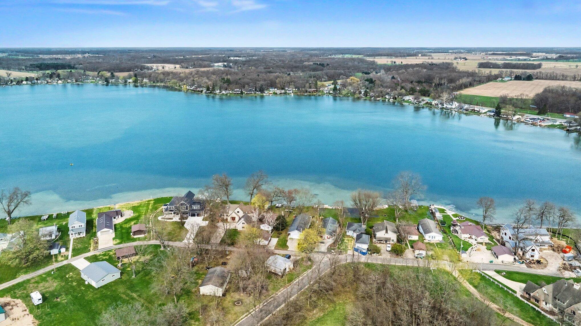 19656 Lakeshore Drive