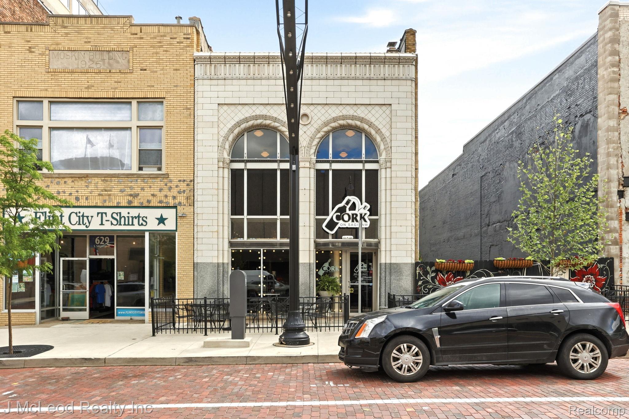 635 S Saginaw Street