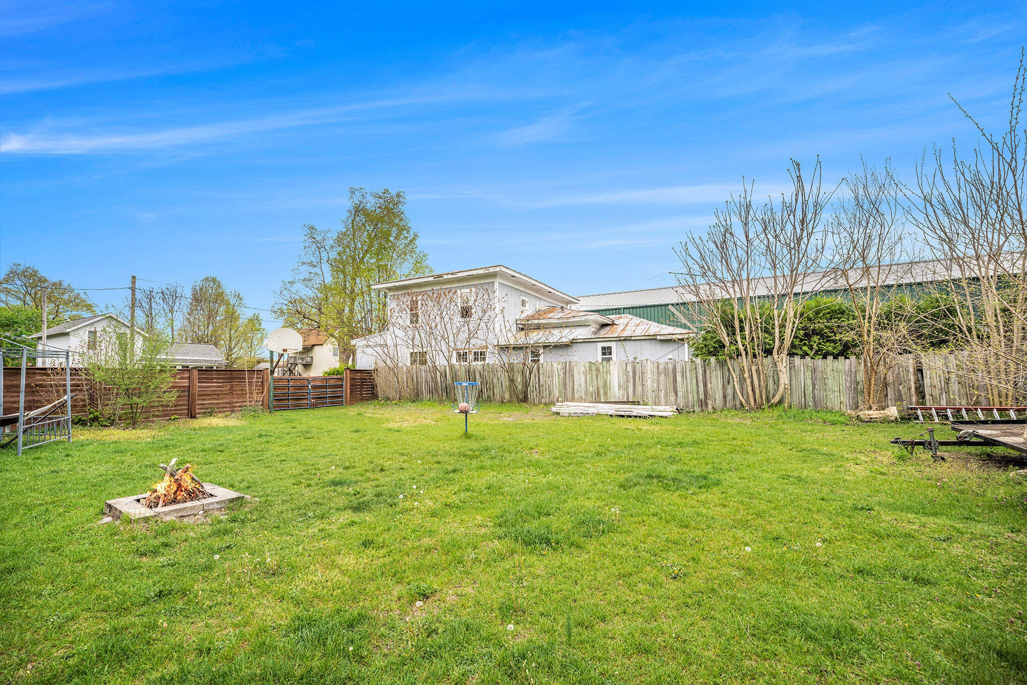 25 S Maple Street