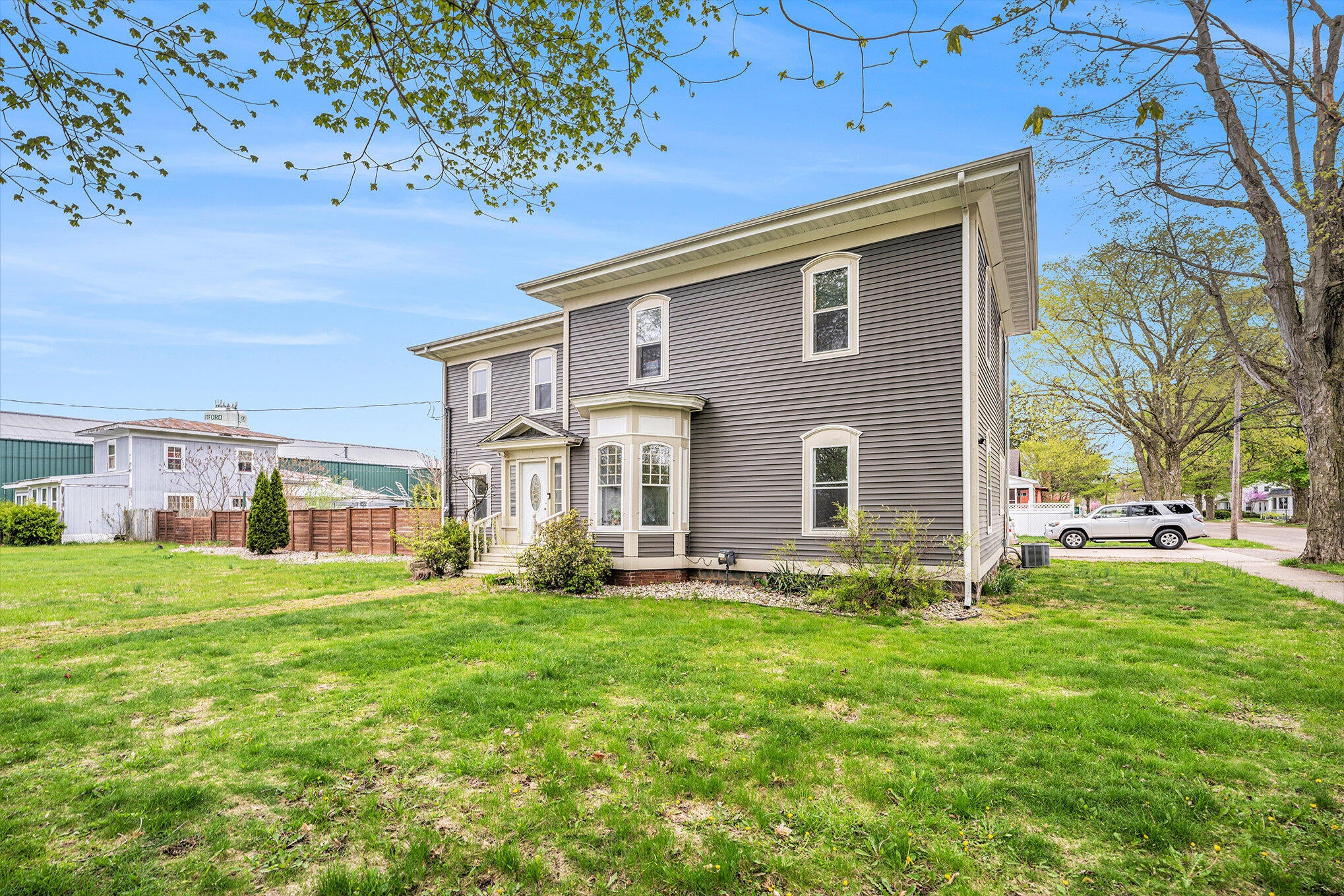 25 S Maple Street