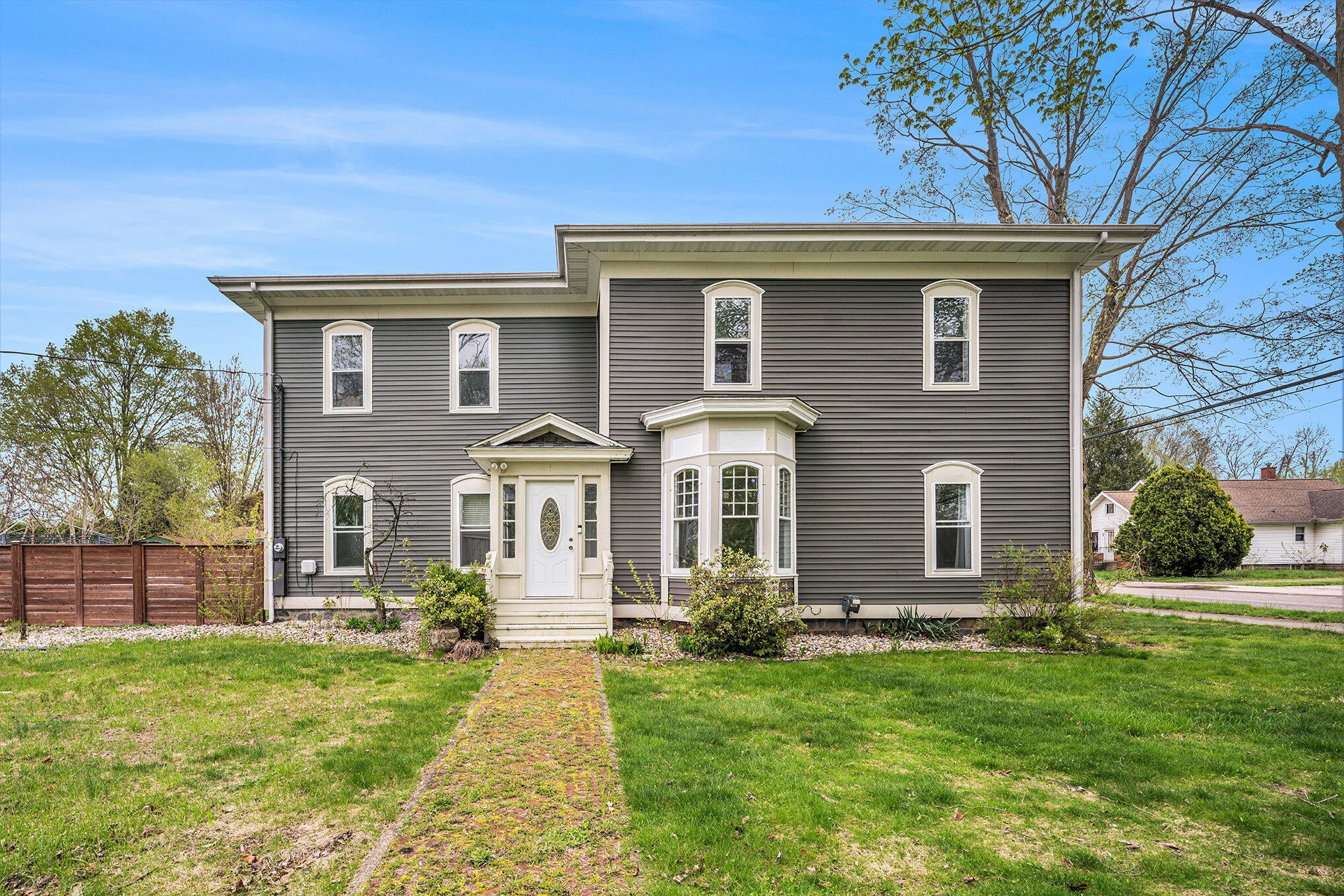 25 S Maple Street