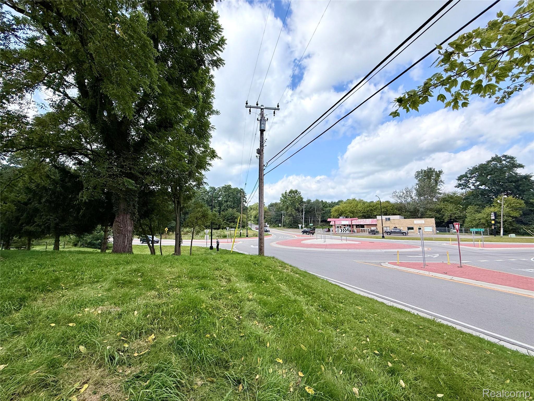 5240 E North Territorial Road