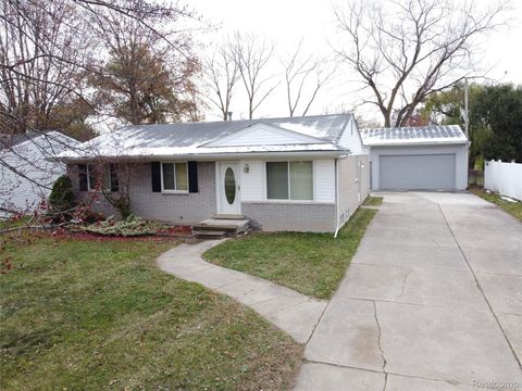 48118 Forbes Street New Baltimore City MI 48047