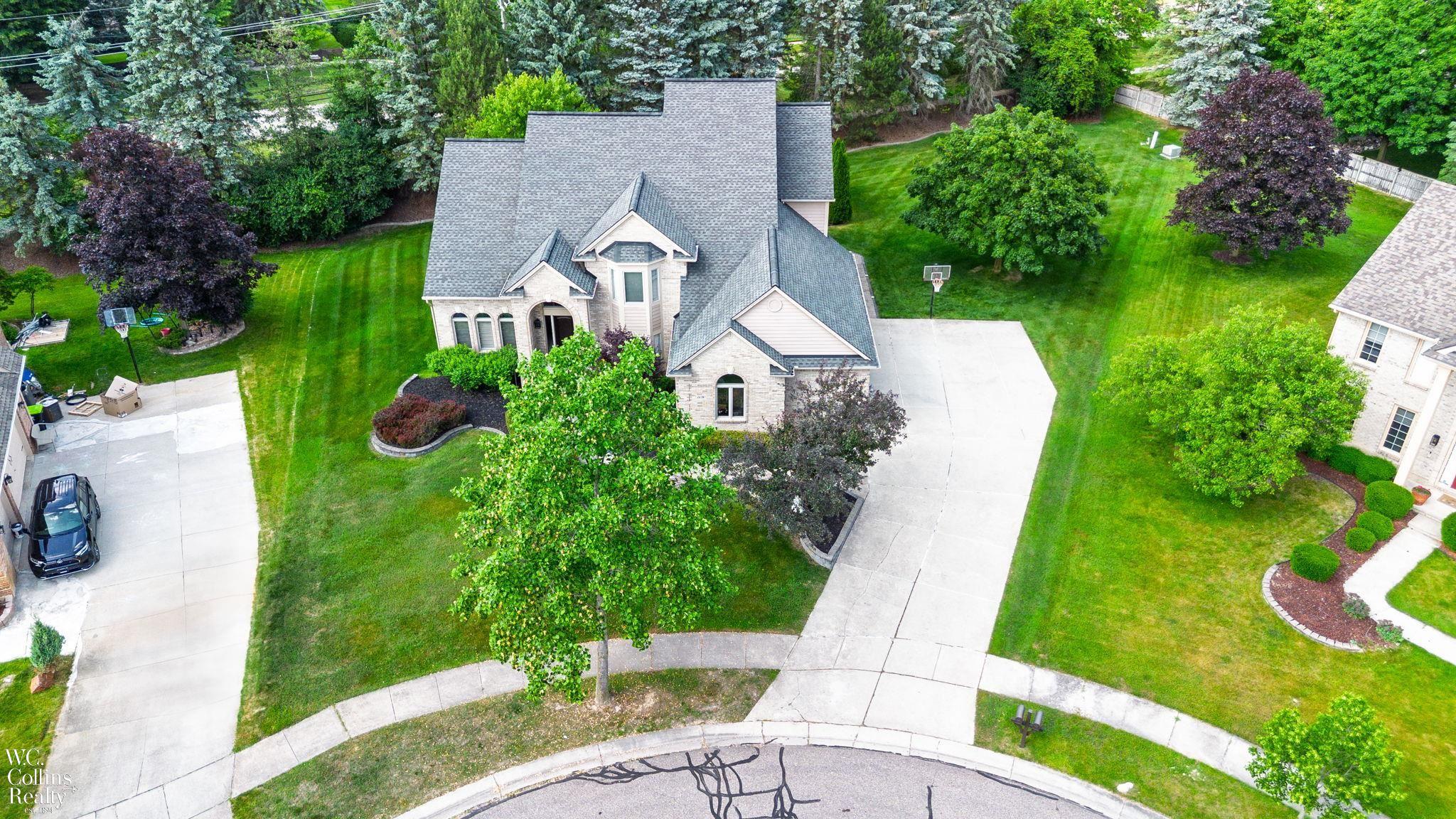 22297 Hazelton Ct Court