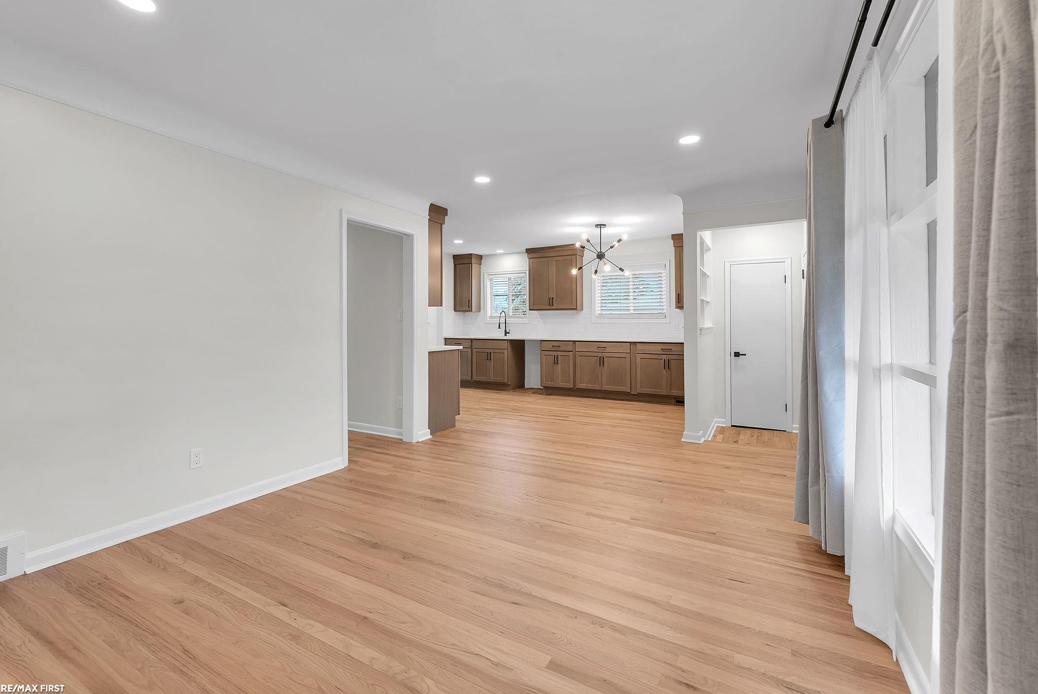 27937 Rockwood Street