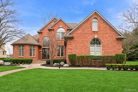 Photo of 21675 Medallion Court, Macomb Township, MI 48044 (MLS # 20261011064)