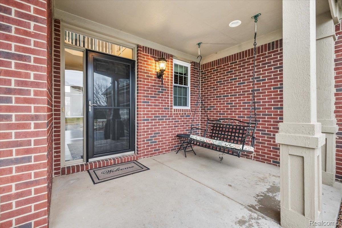 328 Franklin Lake Circle