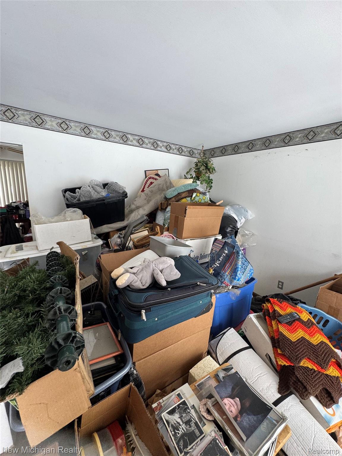 5705 Lake Grove Drive