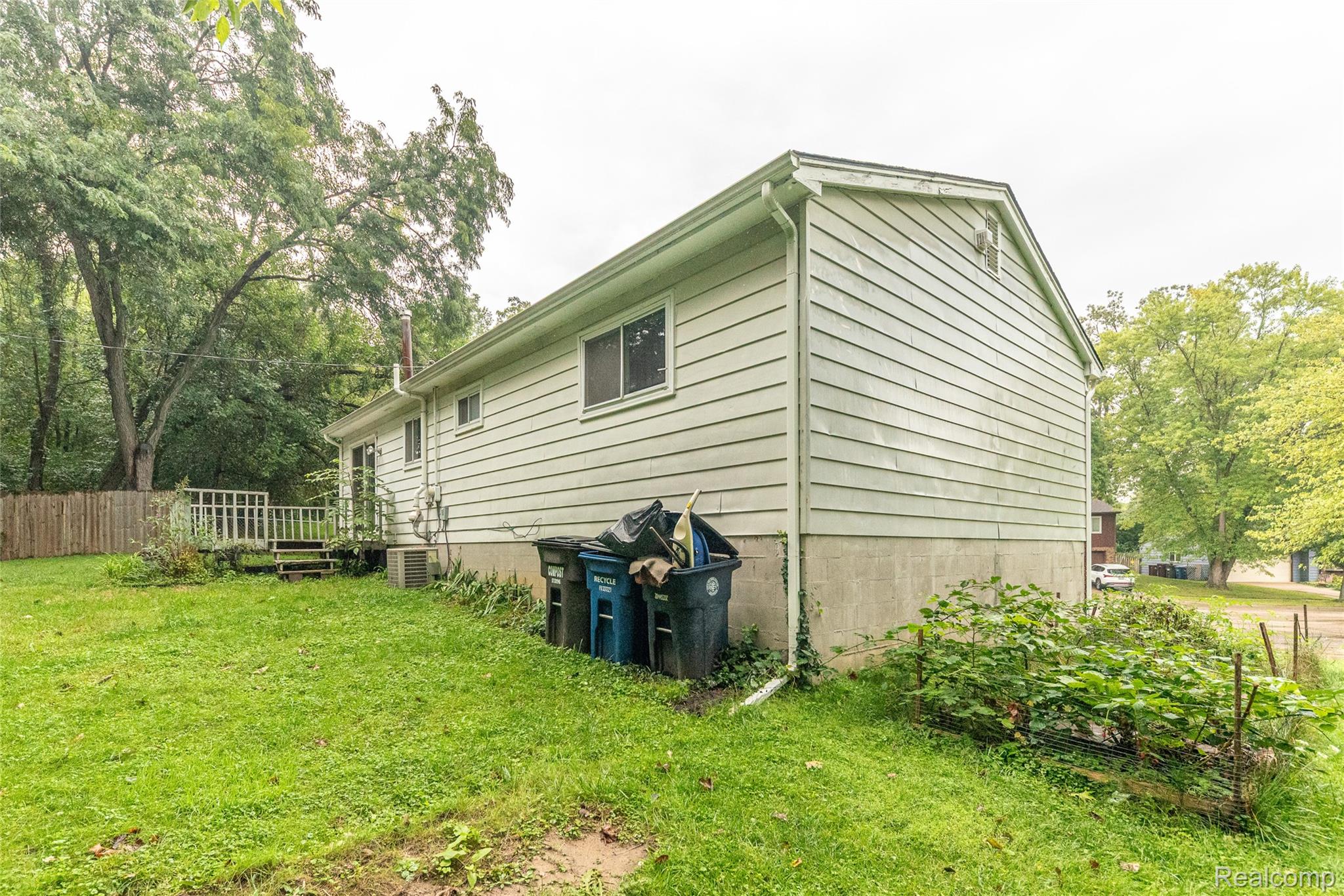 1795 David Court
