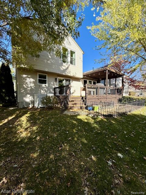 5020 Meadow Crest Circle