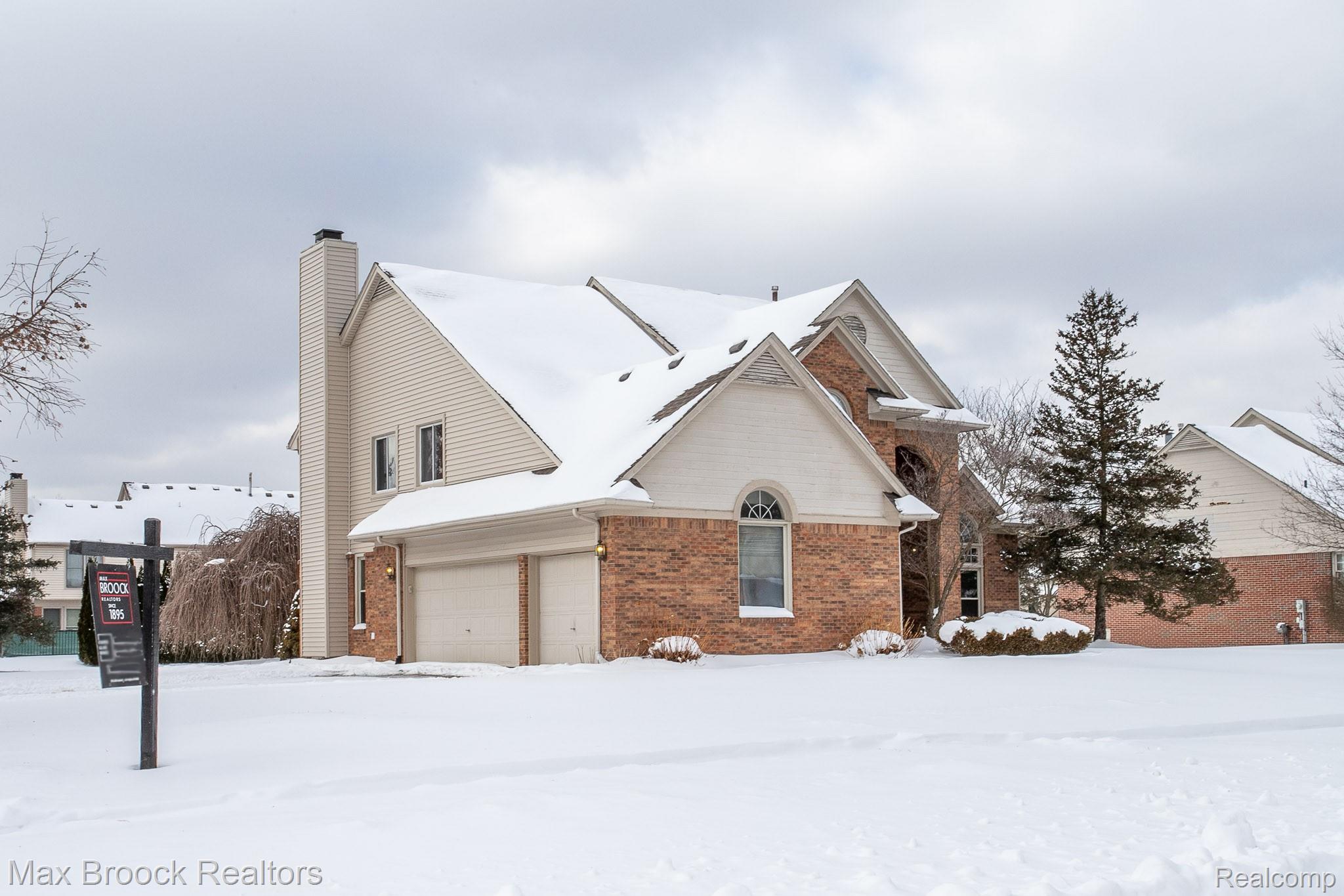 6817 Woodcrest Drive