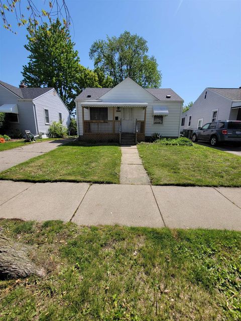 25500 Culver Street St Clair Shores City MI 48081