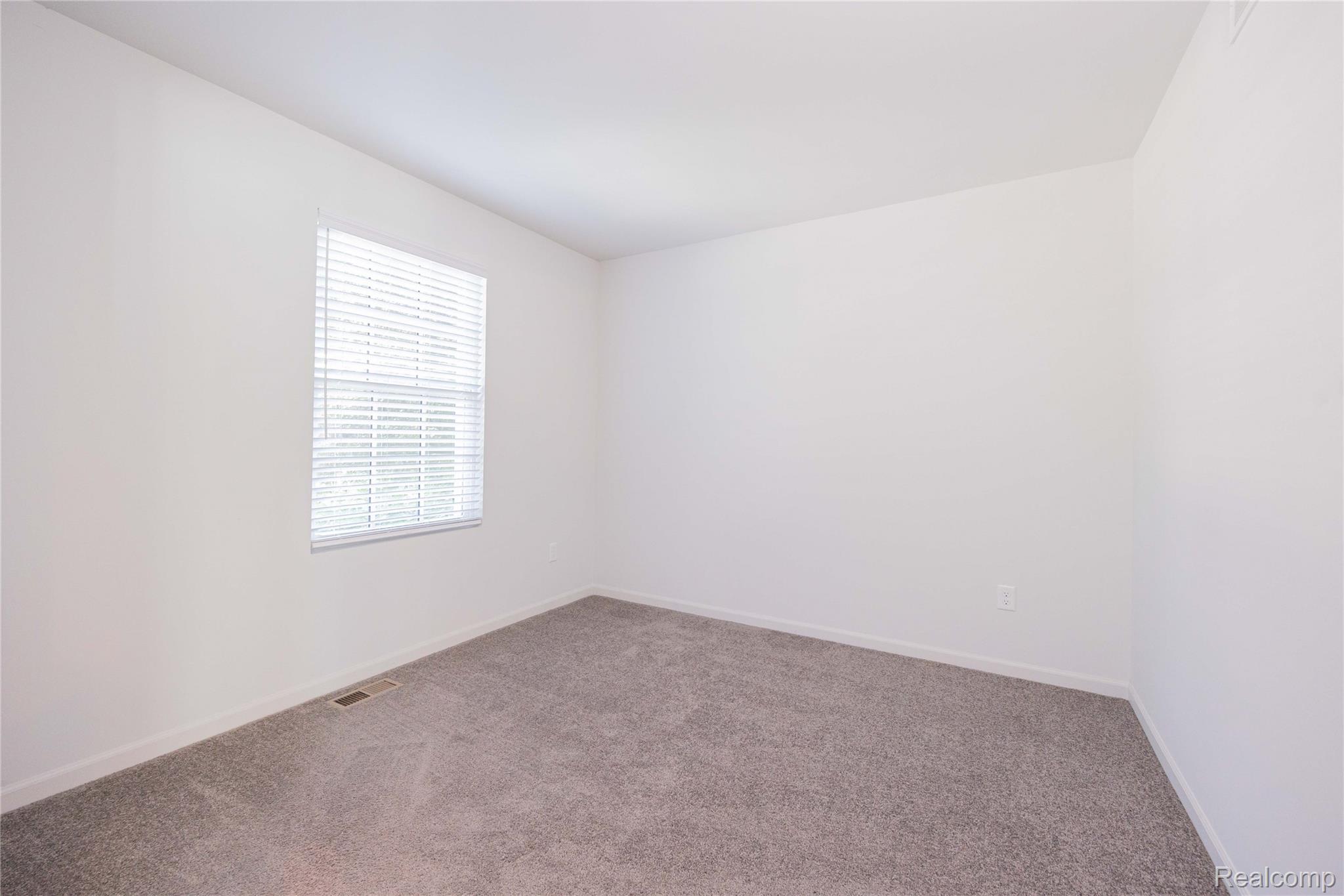 37467 S Dianne Lane