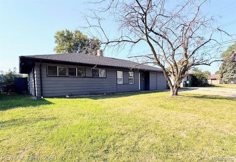 316 Lytle Place Garden City City MI 48135