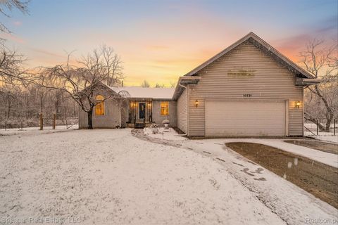 10791 Rattalee Lake Road Springfield Charter Township MI 48350