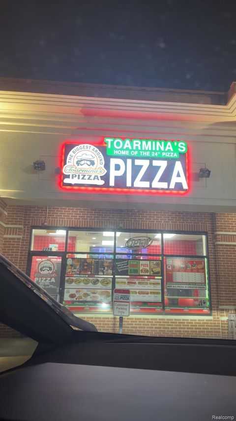 2274 Auburn Shelby Charter Township MI 48317