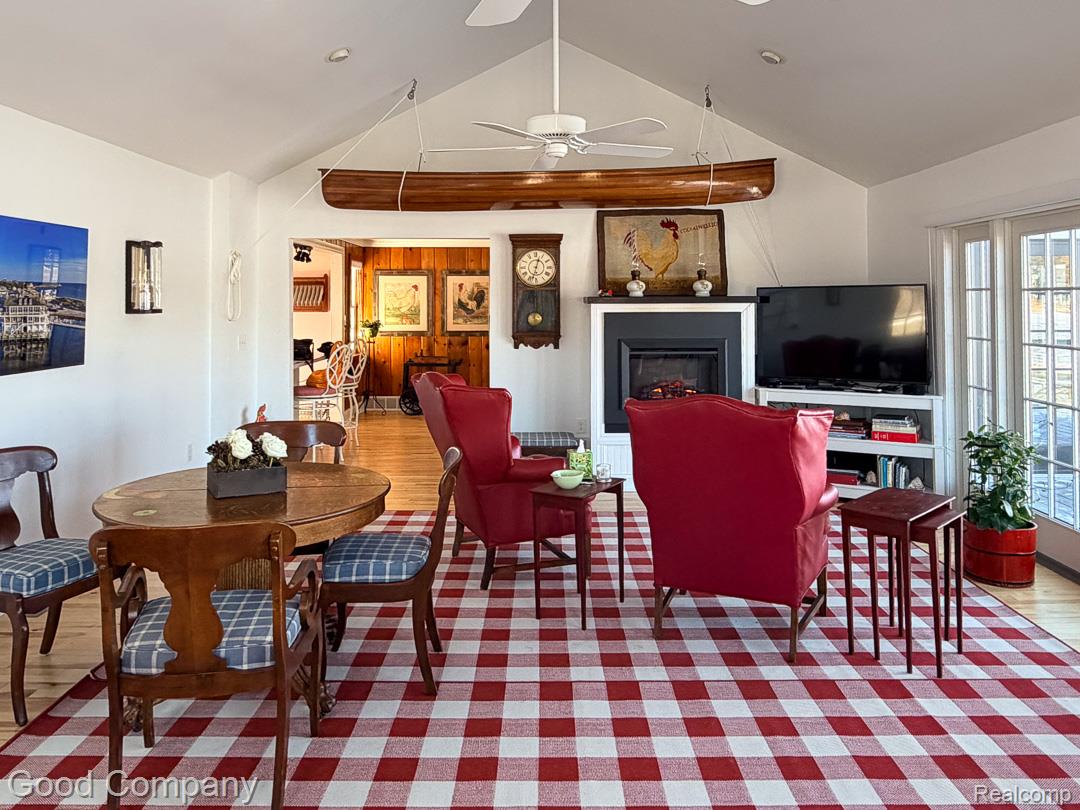 1849 E Pratt Lake Road