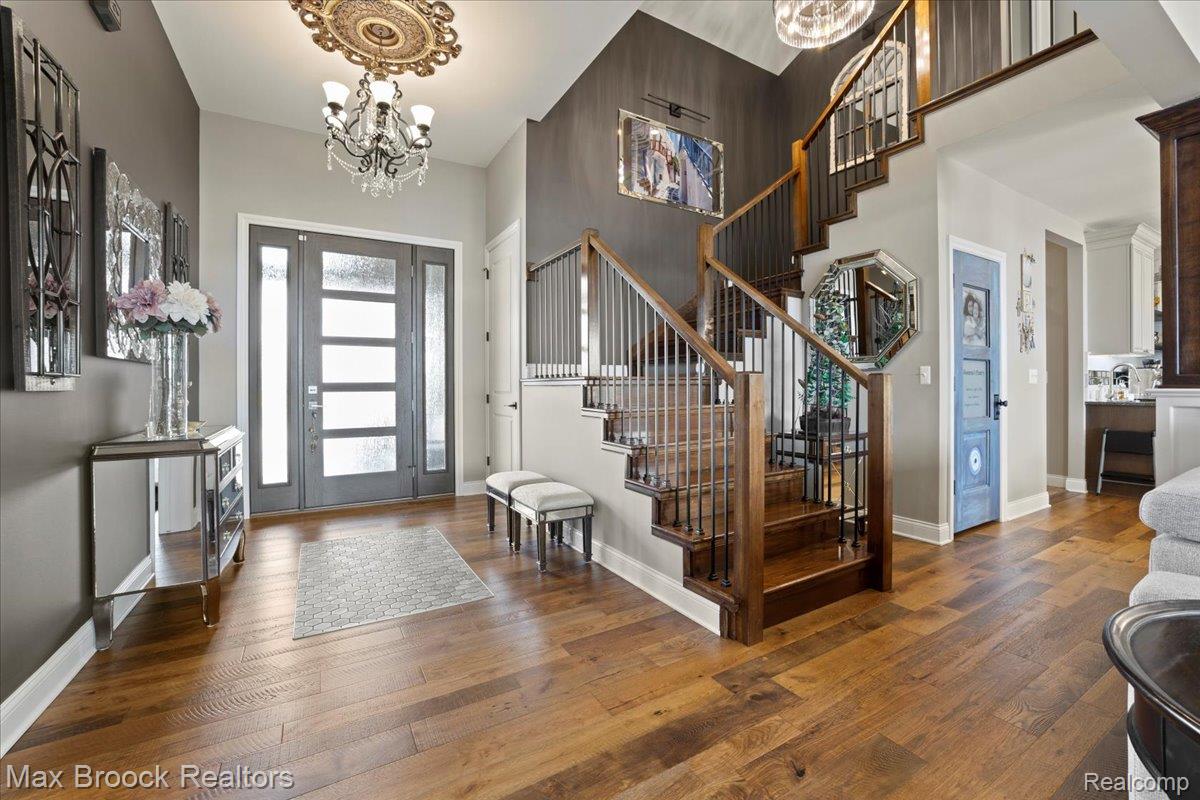 8184 Woodland Shore Drive