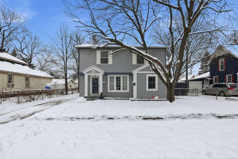 21 N Andrews Street Lake Orion Village MI 48362