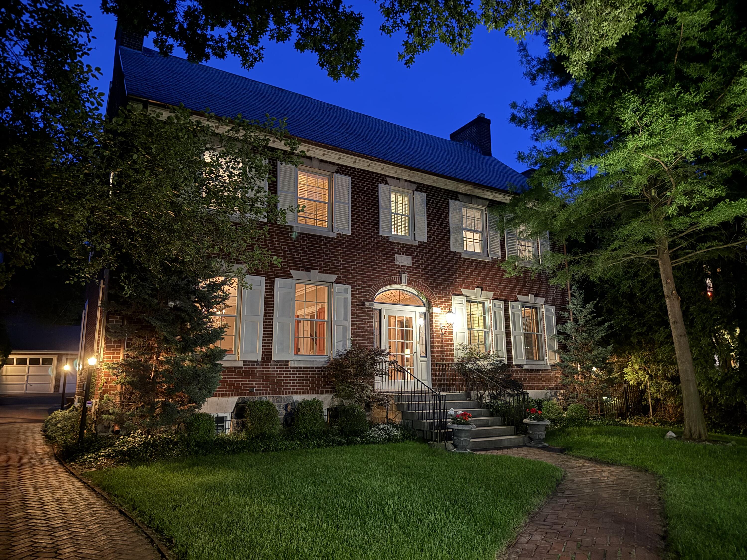 60 Lafayette Avenue NE
