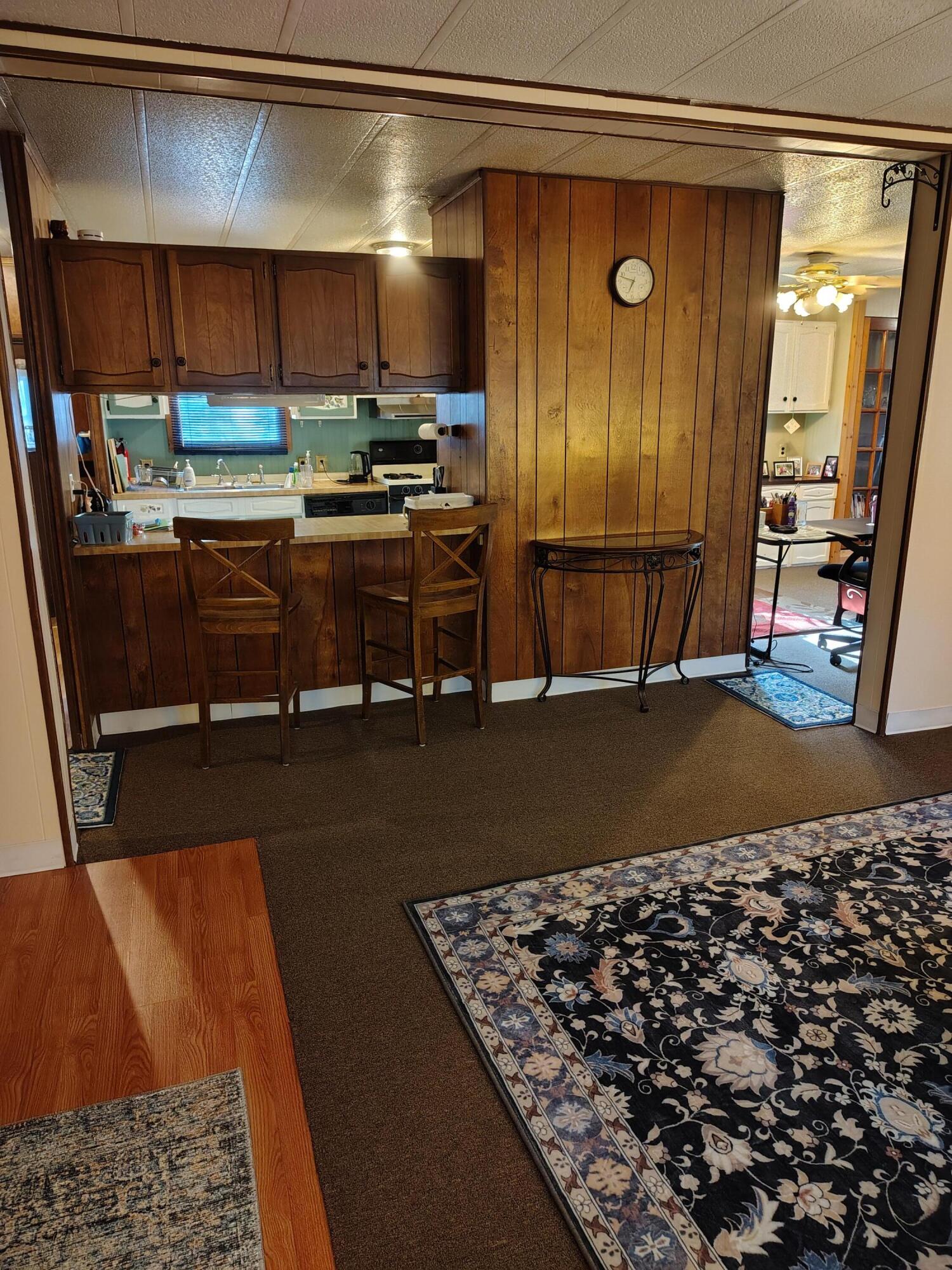2701 Huizenga Street 96