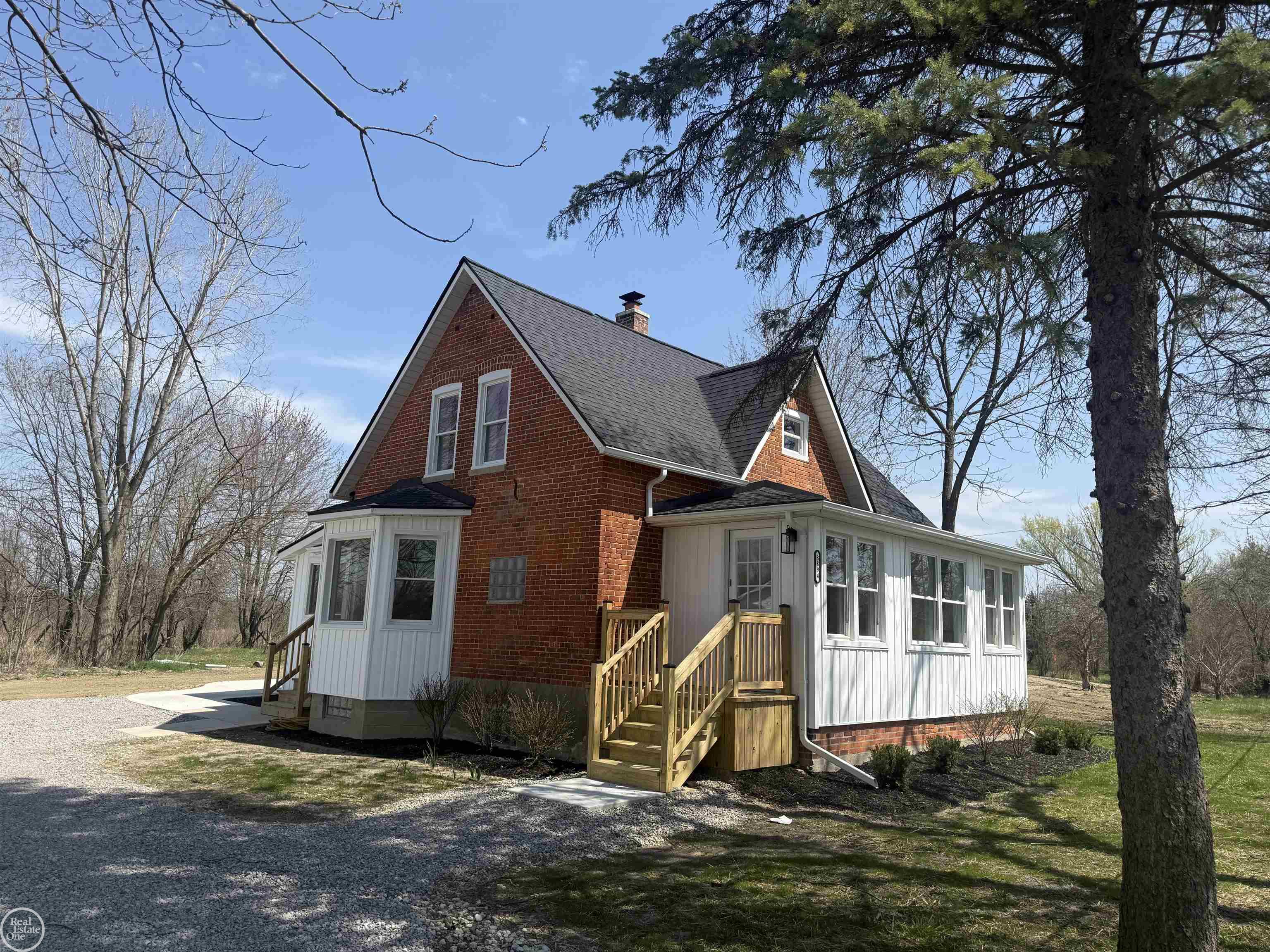 8894 Arnold Road
