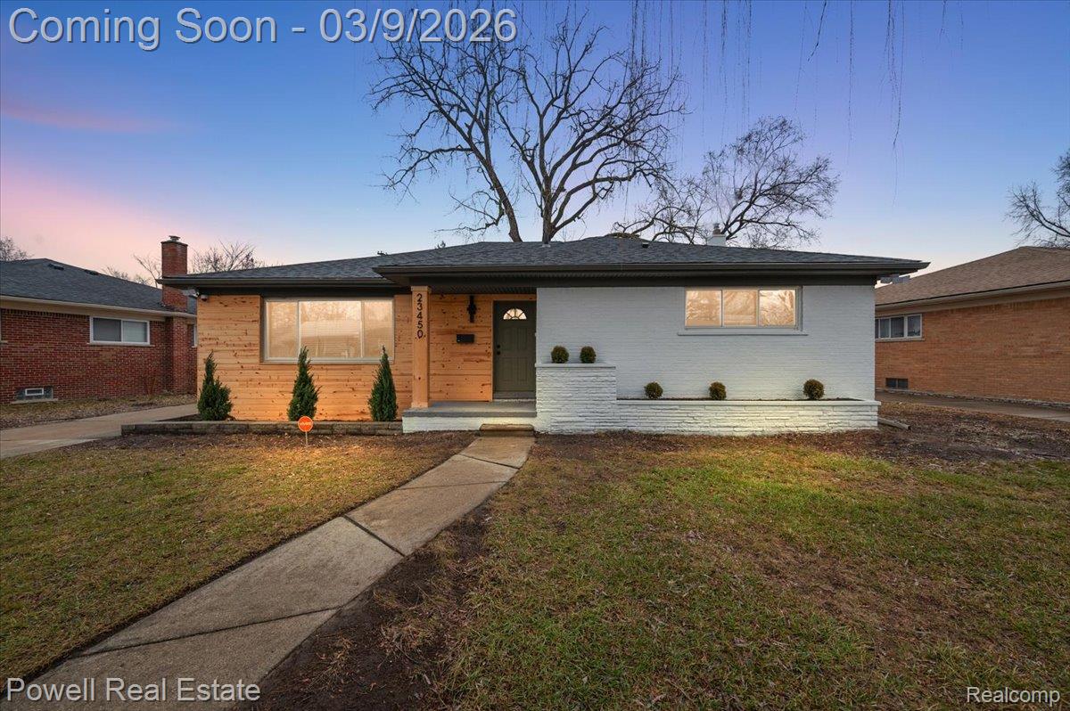 23450 Wildwood Street