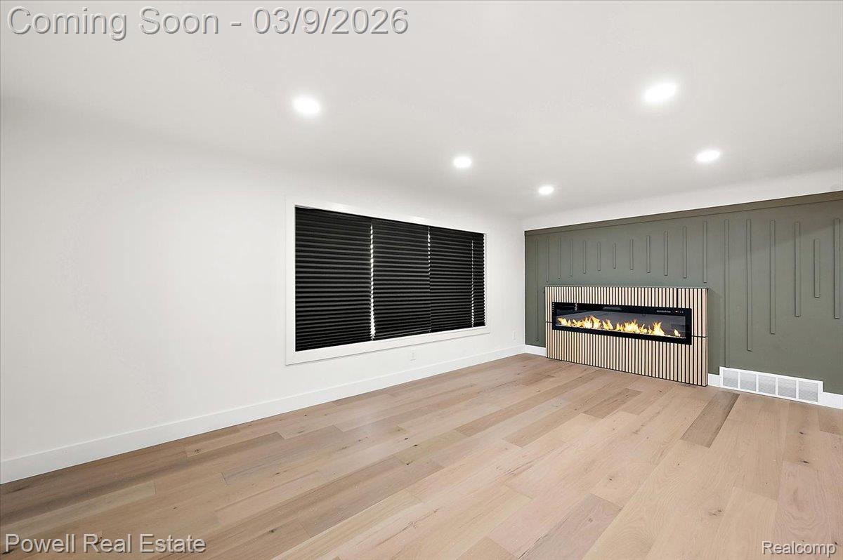 23450 Wildwood Street