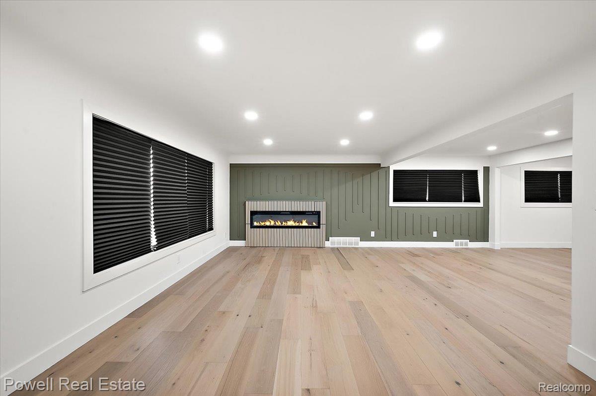 23450 Wildwood Street