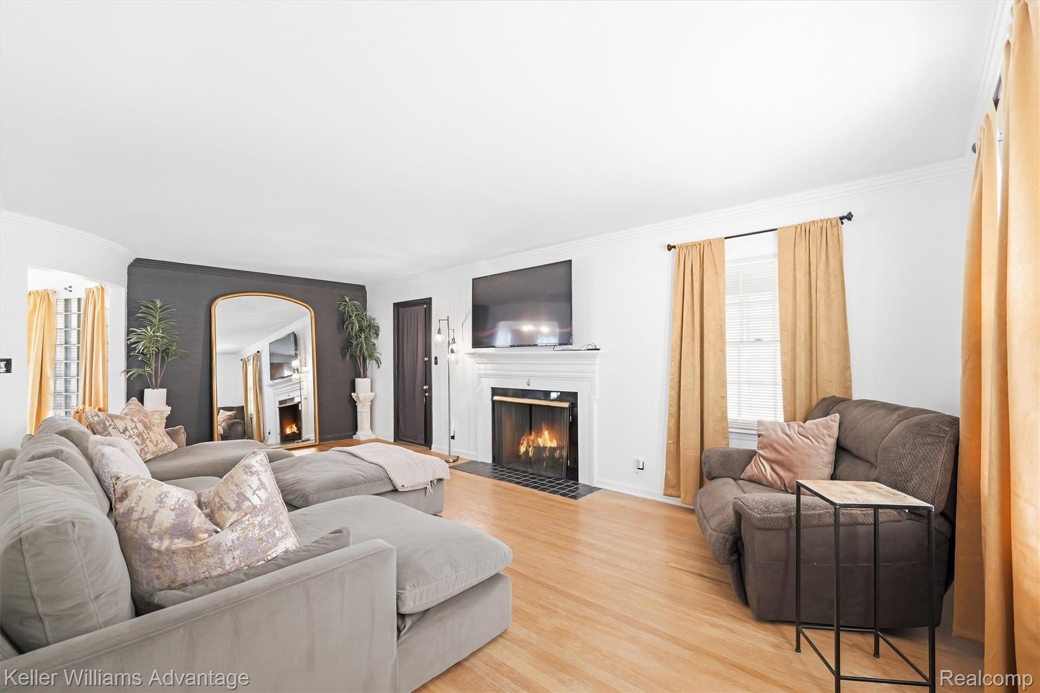 360 Centerlawn Street