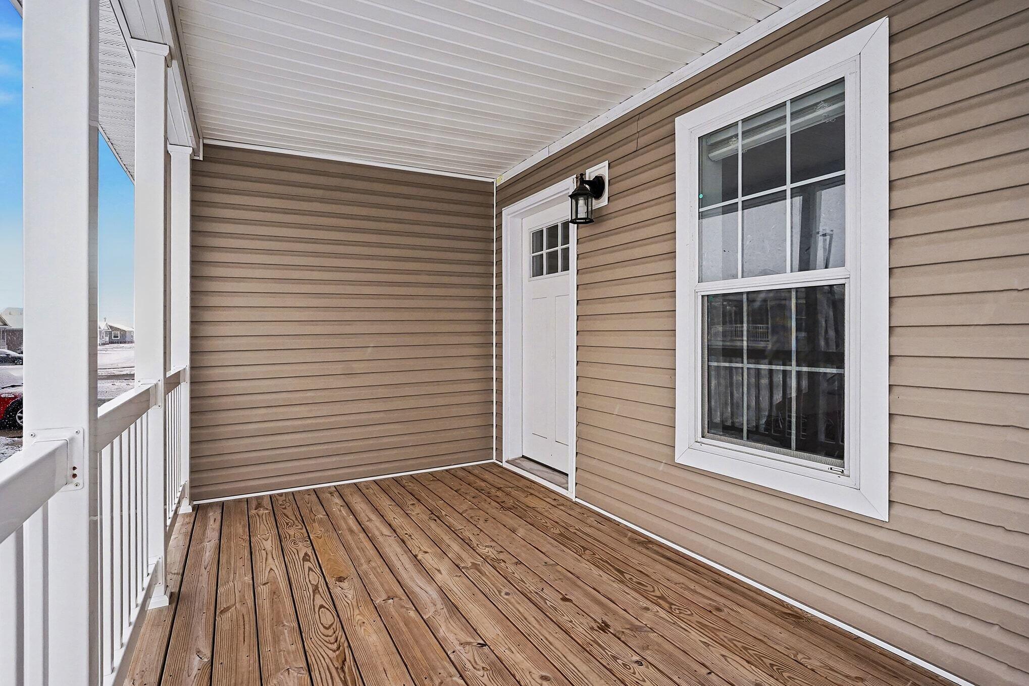 1283 E Ellis Road 14