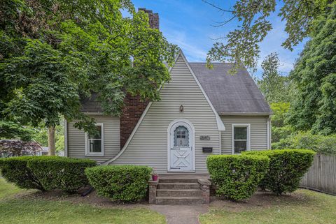 5147 N Riverview Drive Cooper Charter Township MI 49004