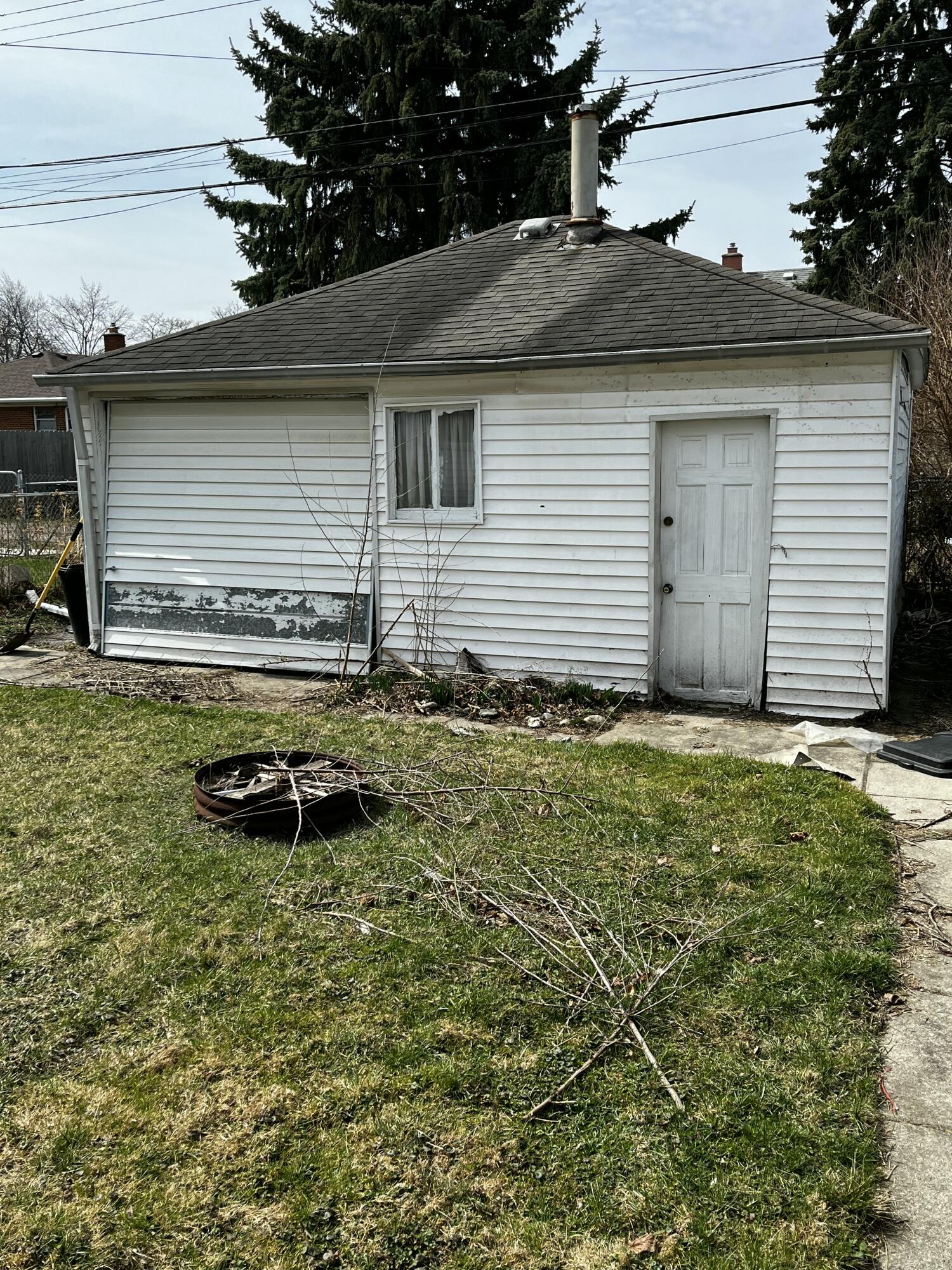 1810 Lindbergh Street