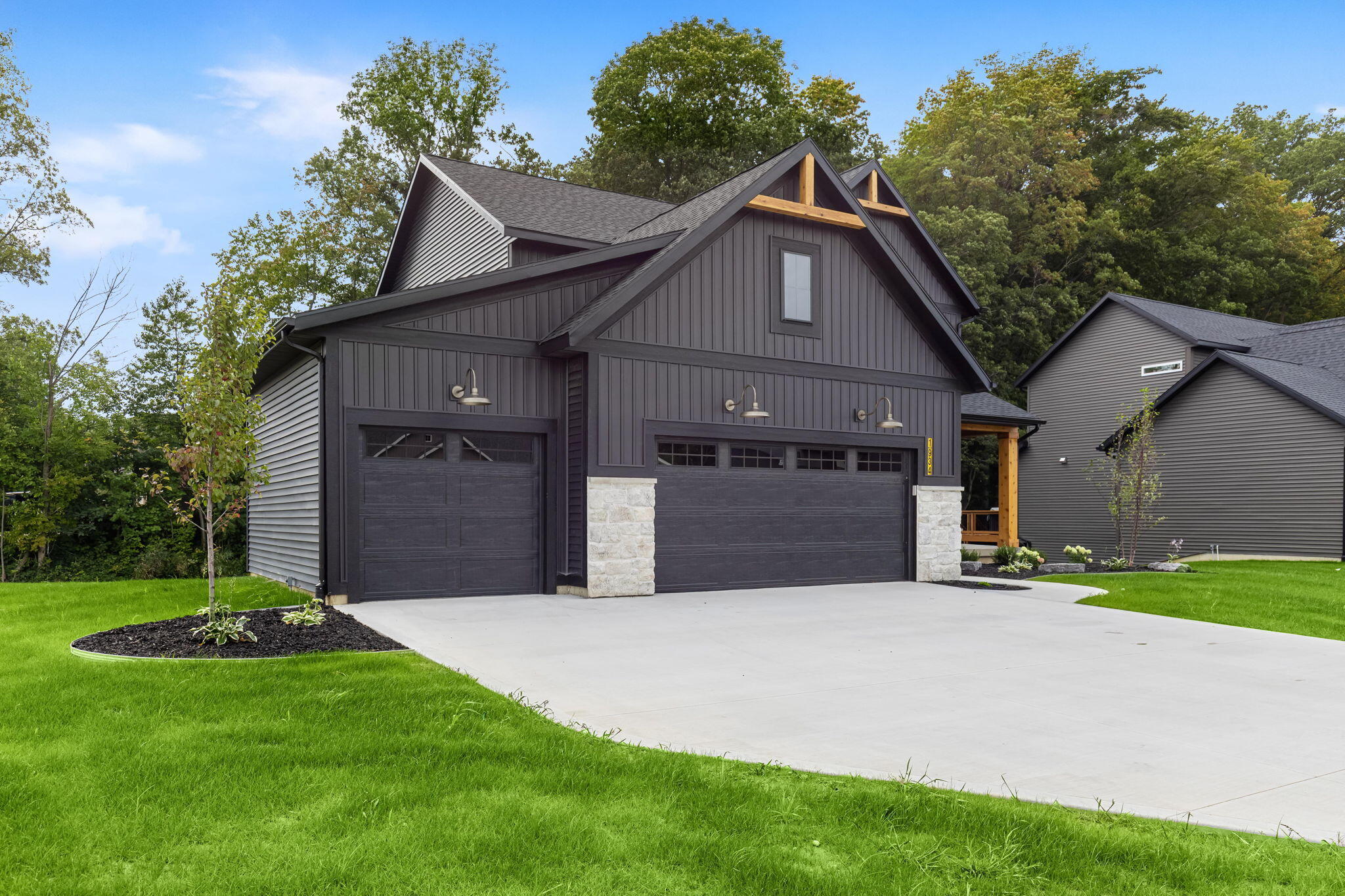 1934 Creekside Drive SW
