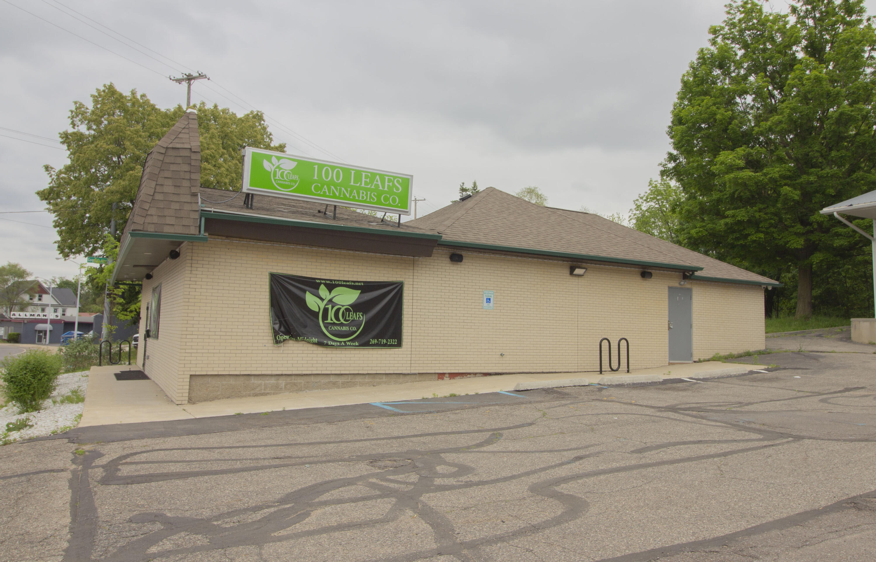 327 Capital Avenue SW