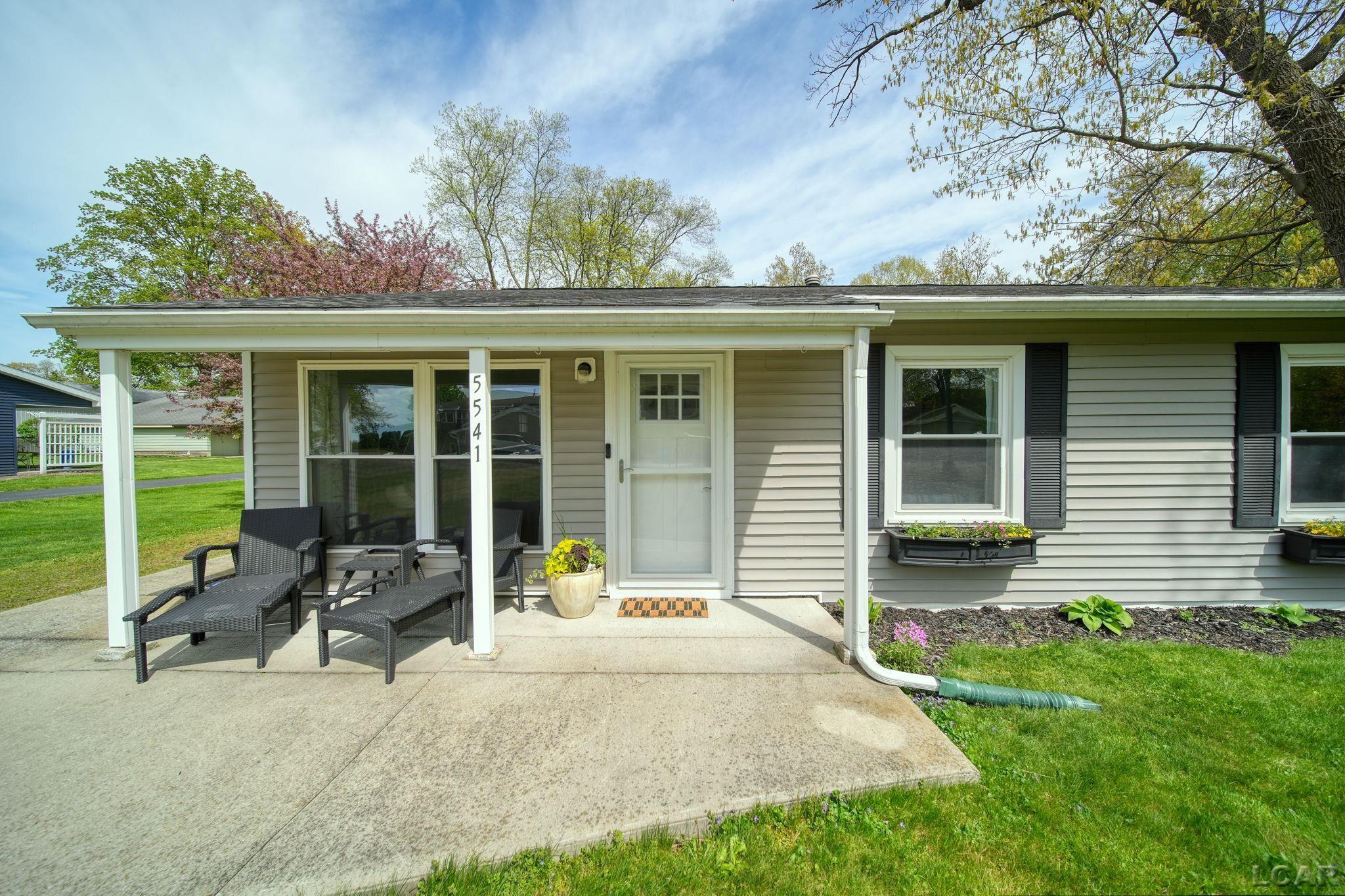 5541 Pleasant Valley Road