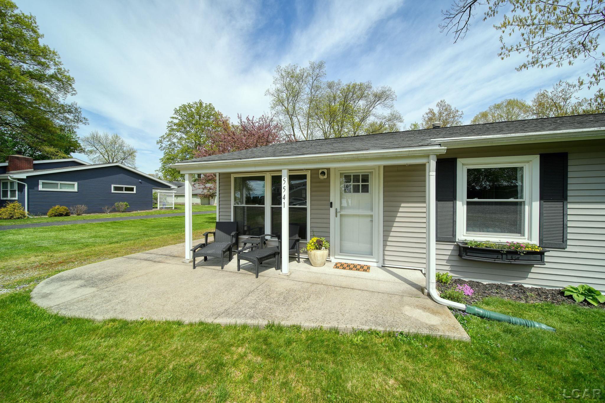 5541 Pleasant Valley Road