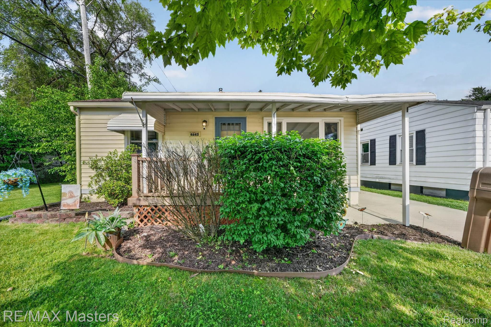 4643 Niagara Street