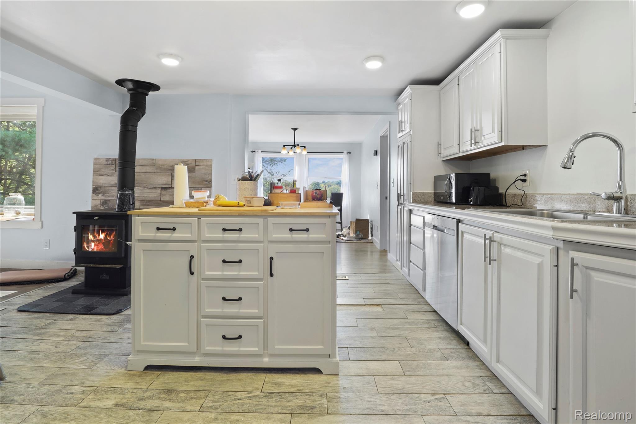 7441 Tipsico Lake Road