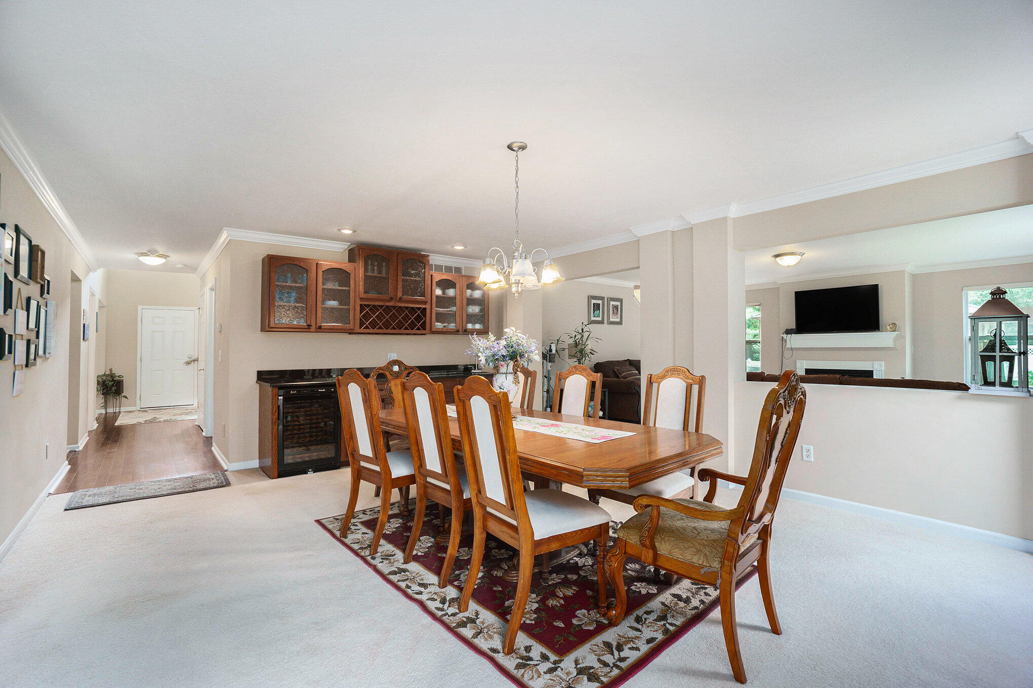 9354 Stratford Woods Trail