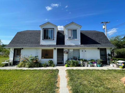 Photo for 31136 W 10 MILE Road 4