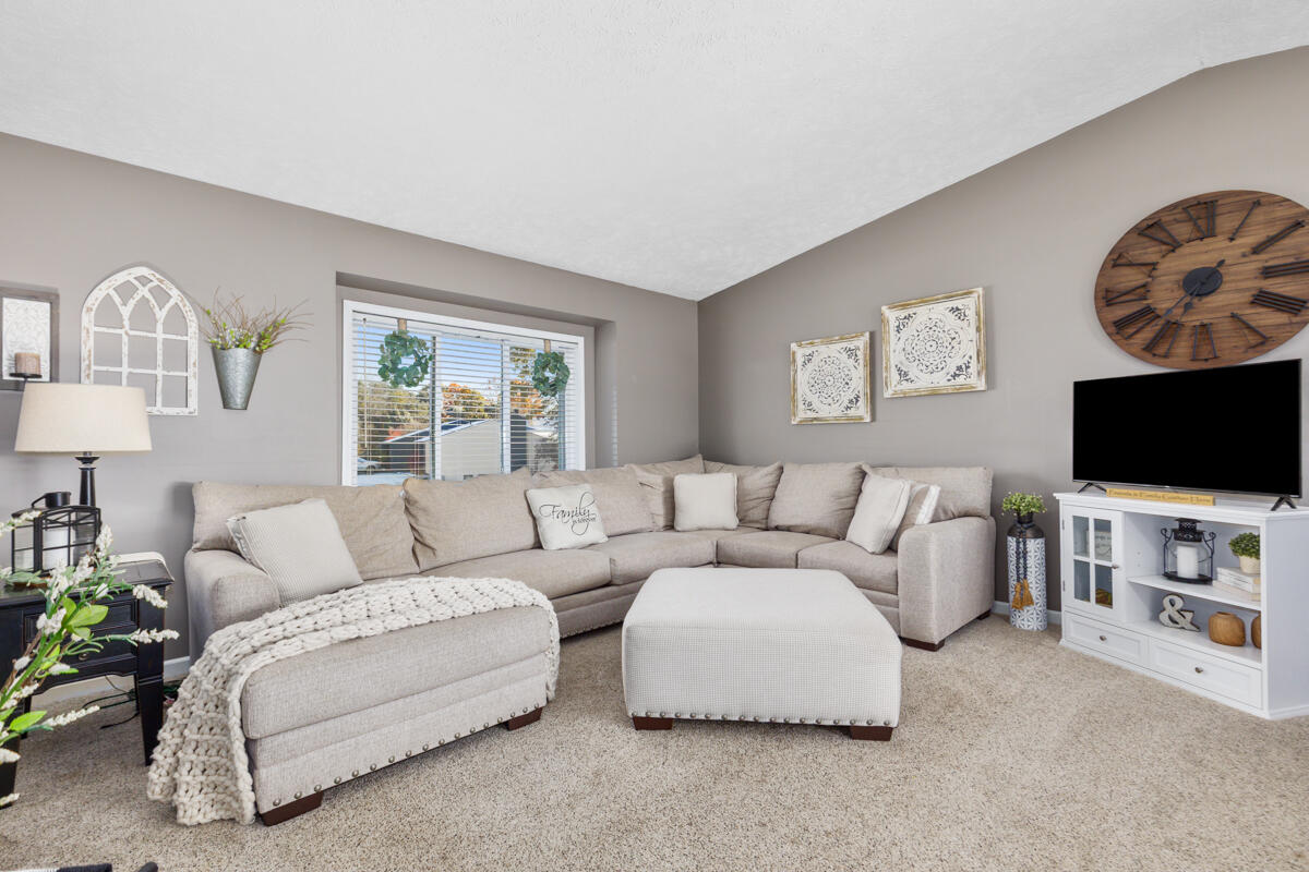 5275 Pinnacle Drive SW