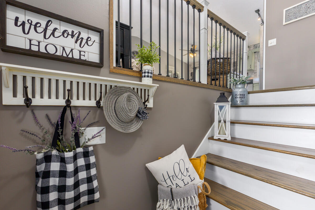 5275 Pinnacle Drive SW