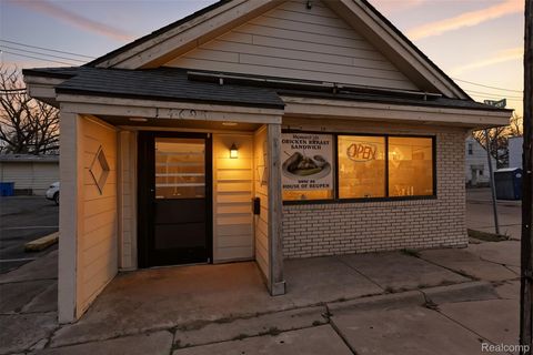 14693 E 8 Mile Road Warren City MI 48089