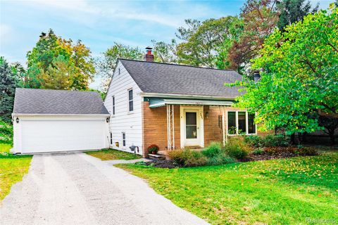 9447 Whitall Lane Road Grosse Ile Township MI 48138