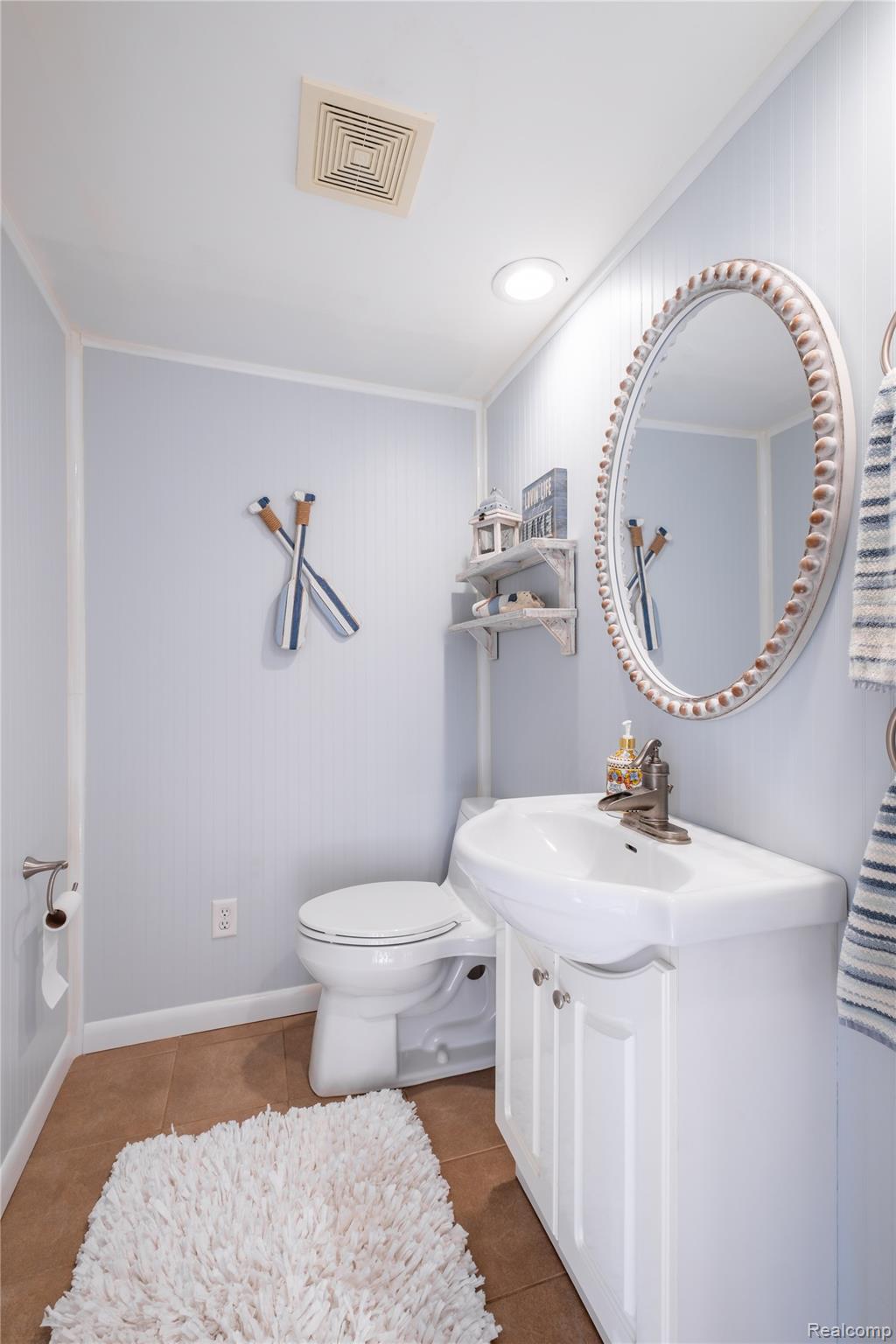 Northfield Township, Michigan 48189, United States, 2 Bedrooms Bedrooms, ,2 BathroomsBathrooms,Residential,Pending,212858