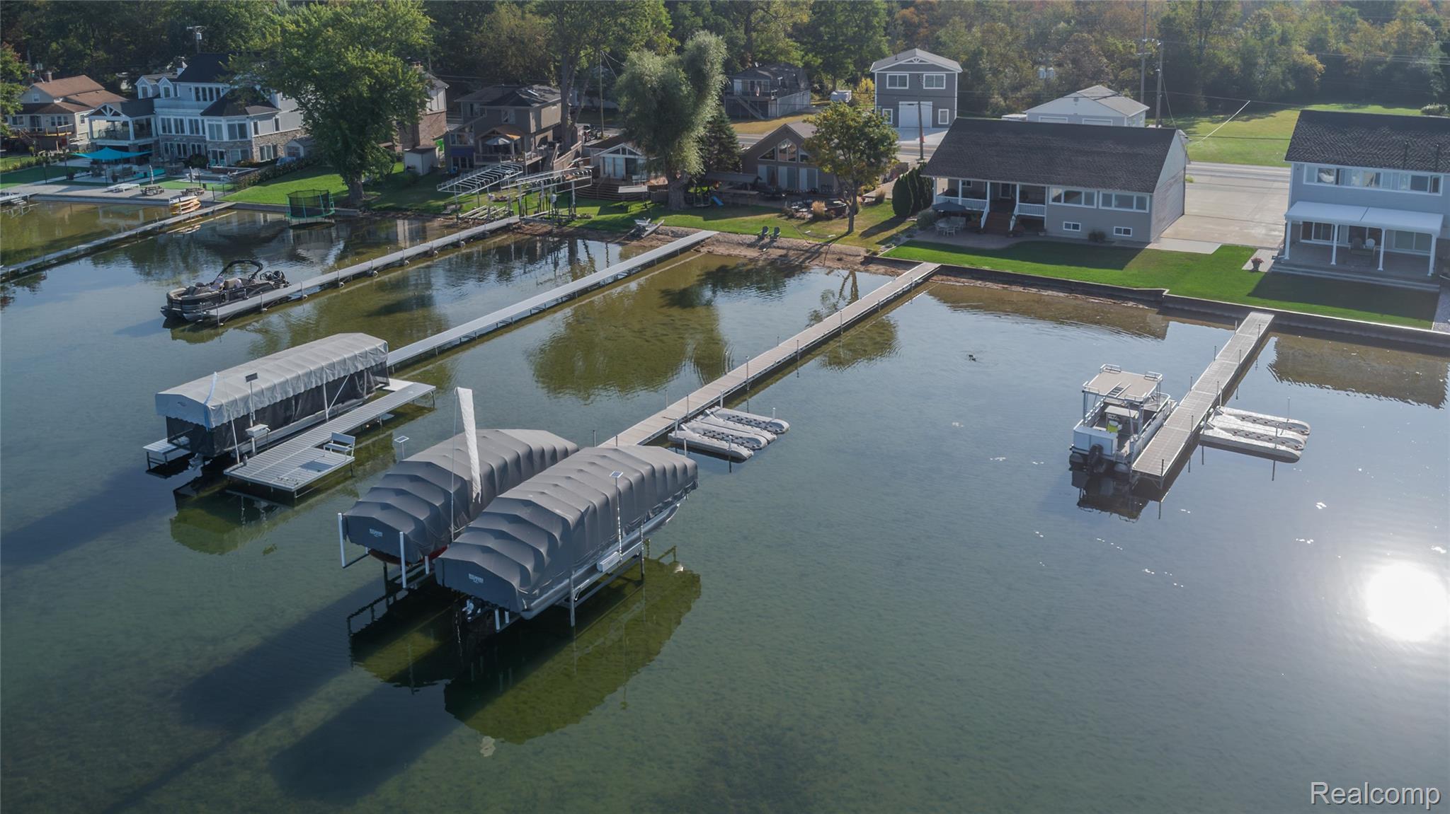 Northfield Township, Michigan 48189, United States, 2 Bedrooms Bedrooms, ,2 BathroomsBathrooms,Residential,Pending,212858