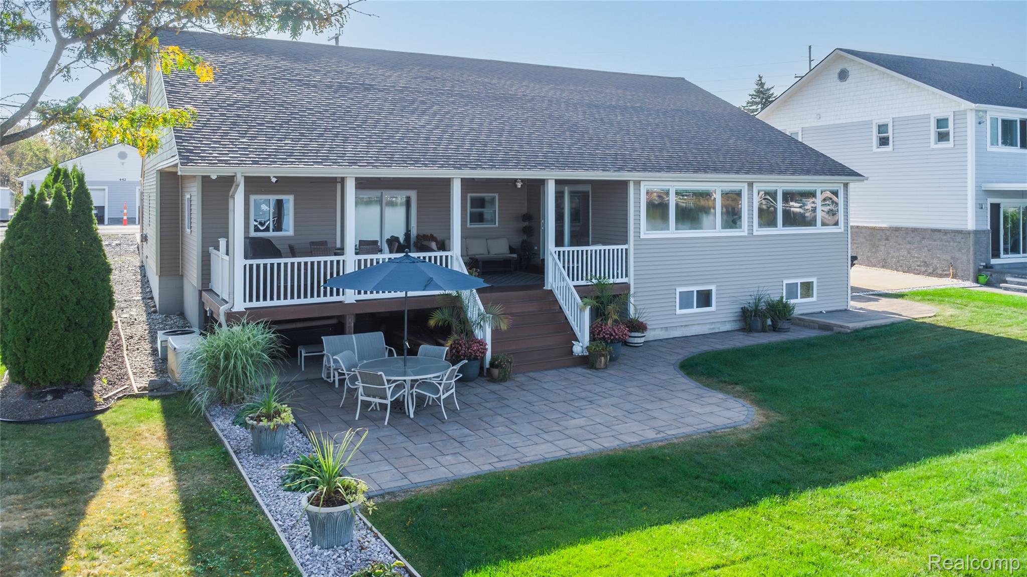 Northfield Township, Michigan 48189, United States, 2 Bedrooms Bedrooms, ,2 BathroomsBathrooms,Residential,Pending,212858